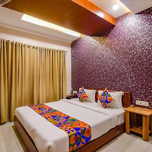 Fabhotel Prime Grand Palace